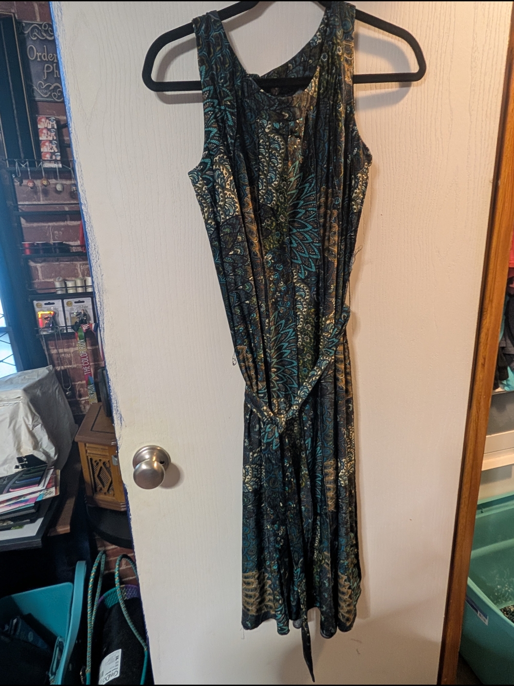 Sleeveless Paisley Print Maxi Dress in Teal and Black (B133)